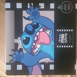 Limited Edition Stitch Crashes Disney Collector Pin Book w Bonus Pin